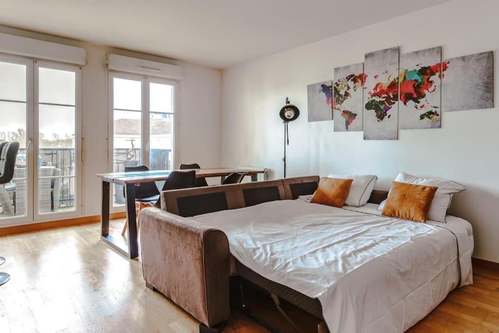 Appartement Confortable Proche Disneyland Paris Bussy-Saint-Georges Luaran gambar