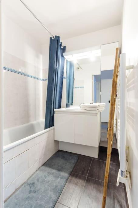 Appartement Confortable Proche Disneyland Paris Bussy-Saint-Georges Luaran gambar